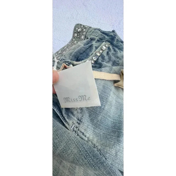Miss Me Womens Rhinestone Mid Rise Boot Cut Denim Jeans Light Blue Sz 28 - Picture 15 of 16